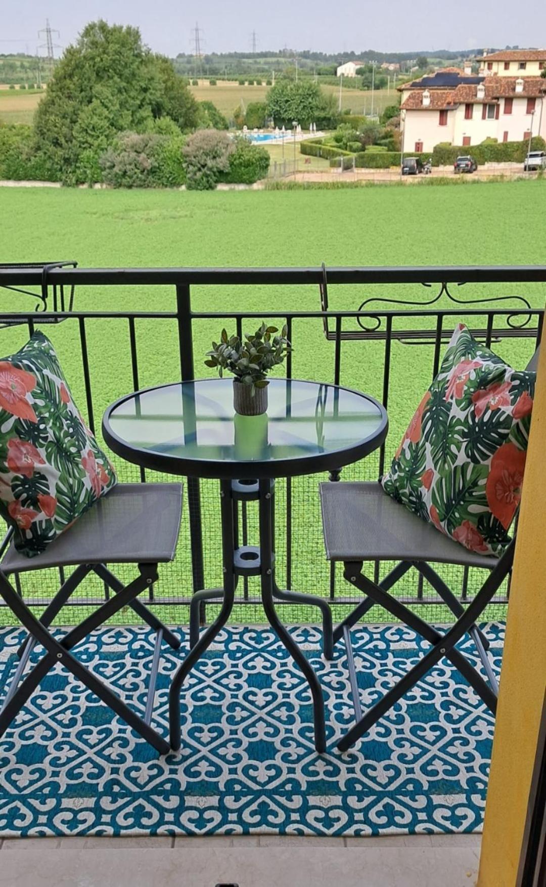 La Casa Di Mery デセンツァーノ・デル・ガルダ エクステリア 写真